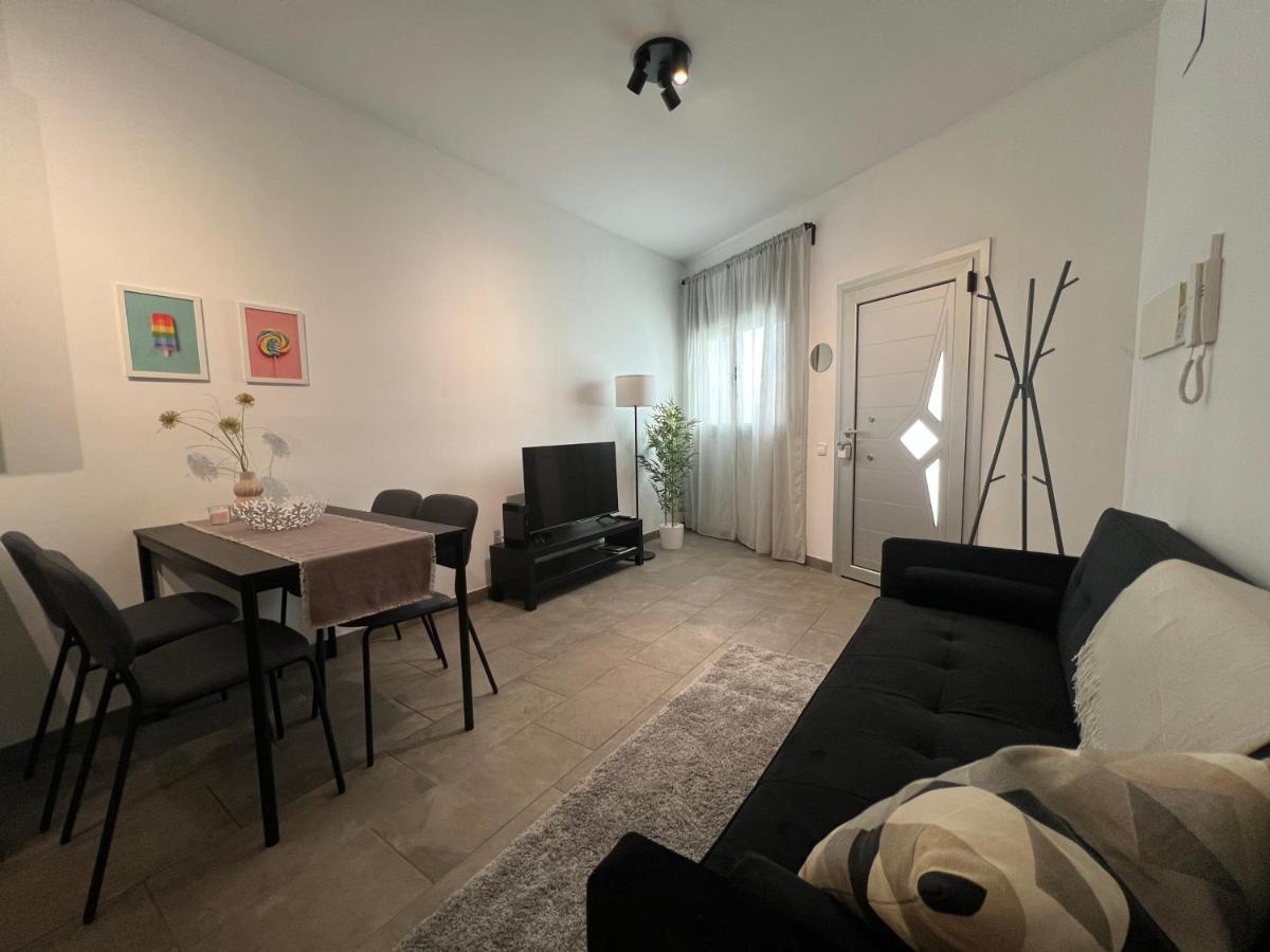 Cozy Apartment Well-Located In Terrassa, Barcelona Eksteriør bilde