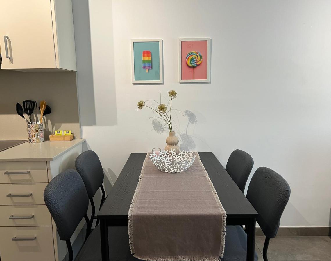 Cozy Apartment Well-Located In Terrassa, Barcelona Eksteriør bilde